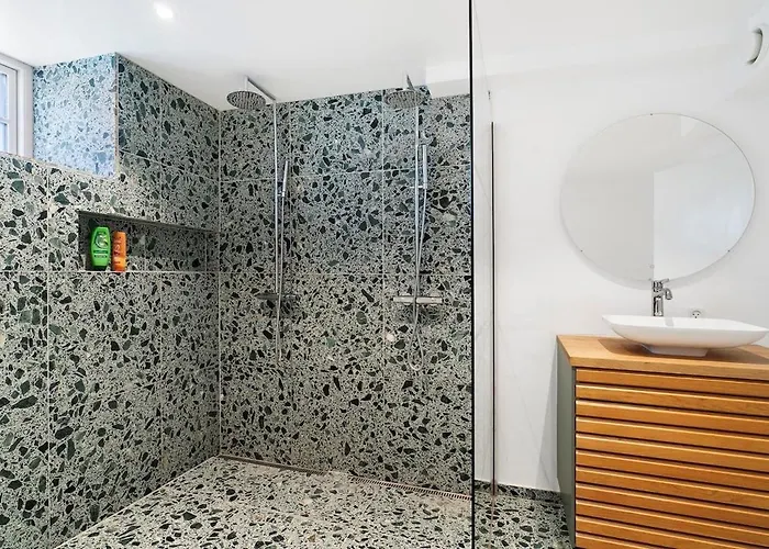 Luxurious 143 Sqm In アパート *