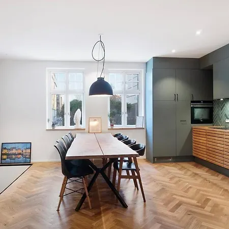 Luxurious 143 Sqm In Copenhague