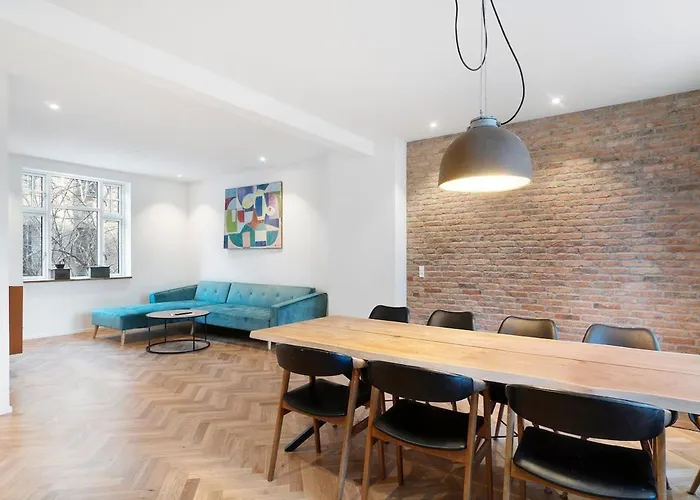 Апартаменты Luxurious 143 Sqm In *