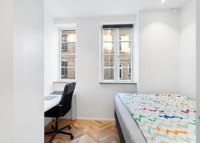 Luxurious 143 Sqm In *